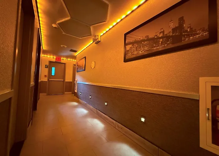 Umbrella Hotel Bronx New York